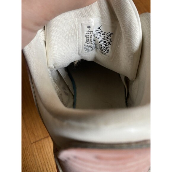 Air Jordan 3 Women's Sneakers Retro Rust Soft Pink, Size 7W/5.5M, CK9246-600 - Picture 10 of 10